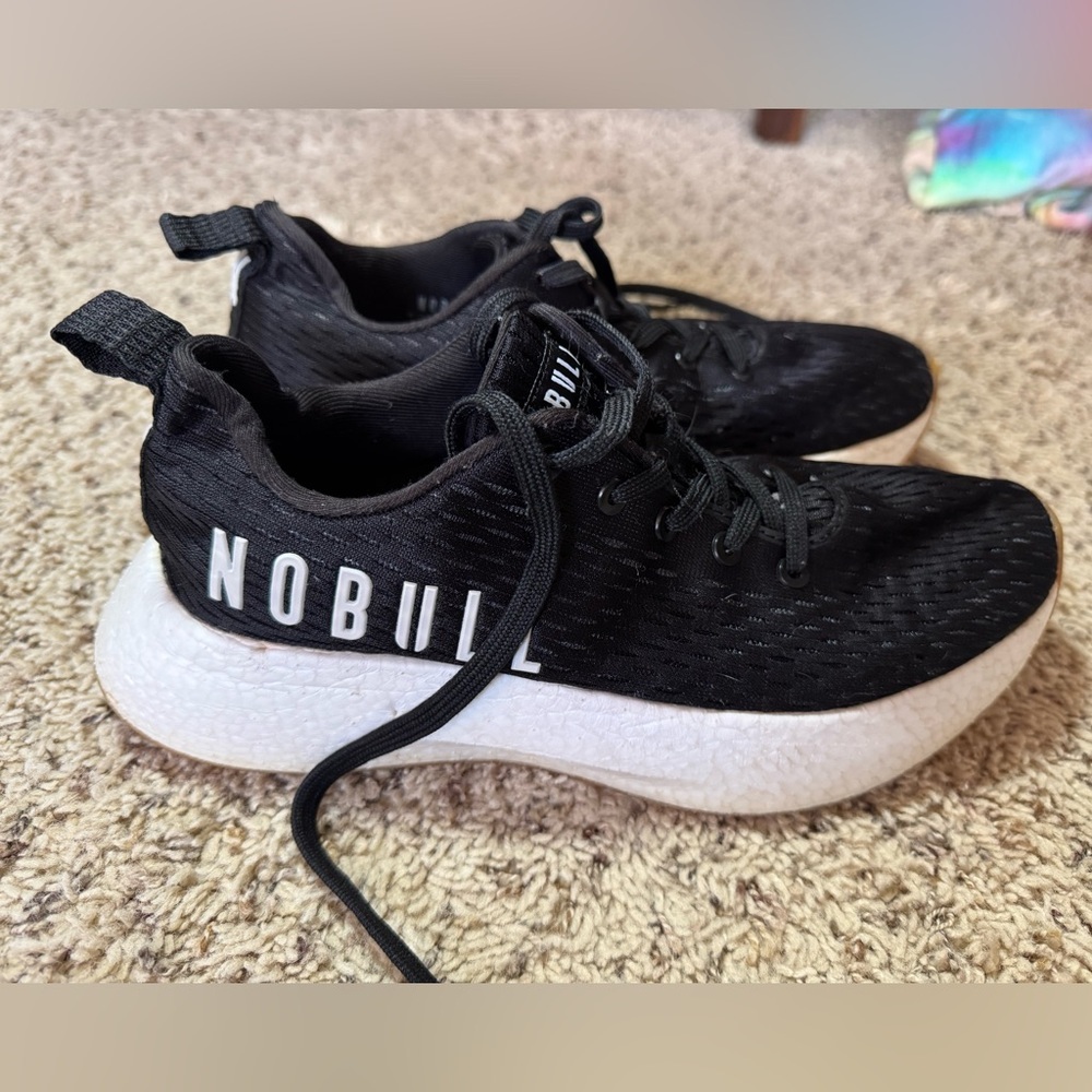 NOBULL, Women’s Size 8.5‎